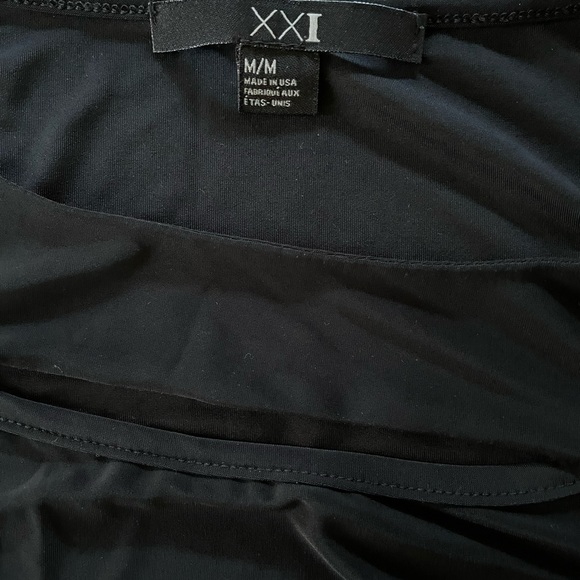 Keyhole little black dress - Picture 3 of 3